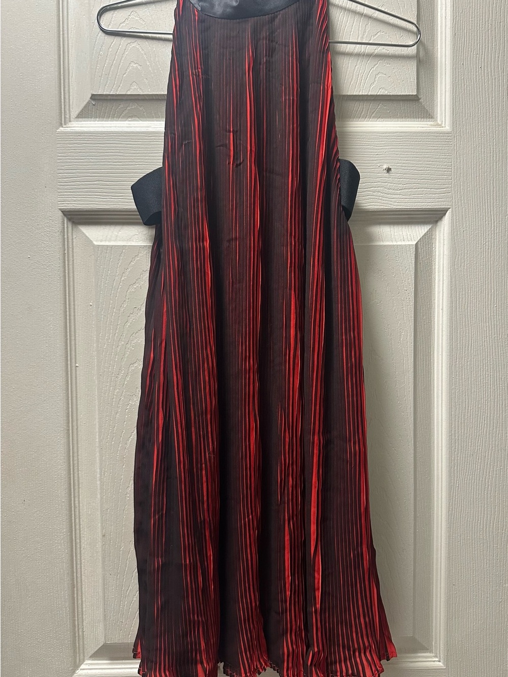 Kendall & Kylie Red and Black Pleated  Dress size XS